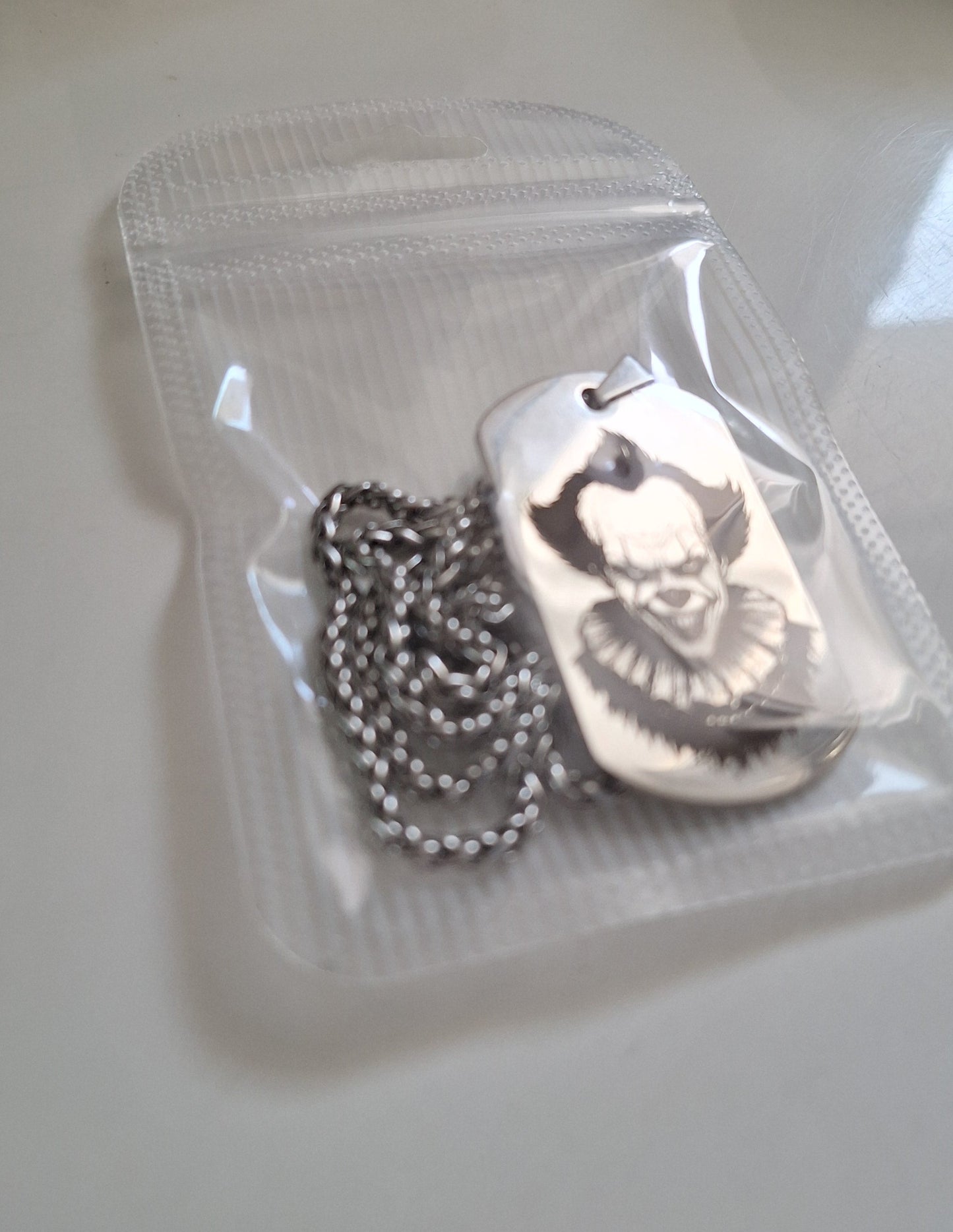 Pendentif "The Last clown" signature